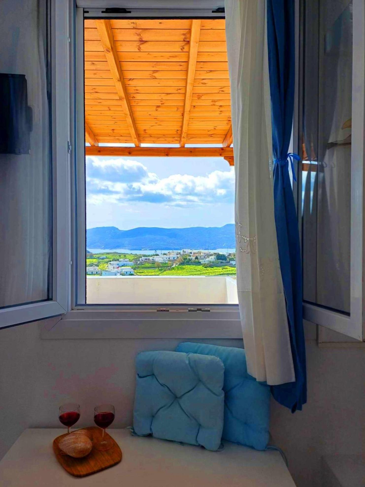 Georgia Rooms Milos Plaka  Luaran gambar